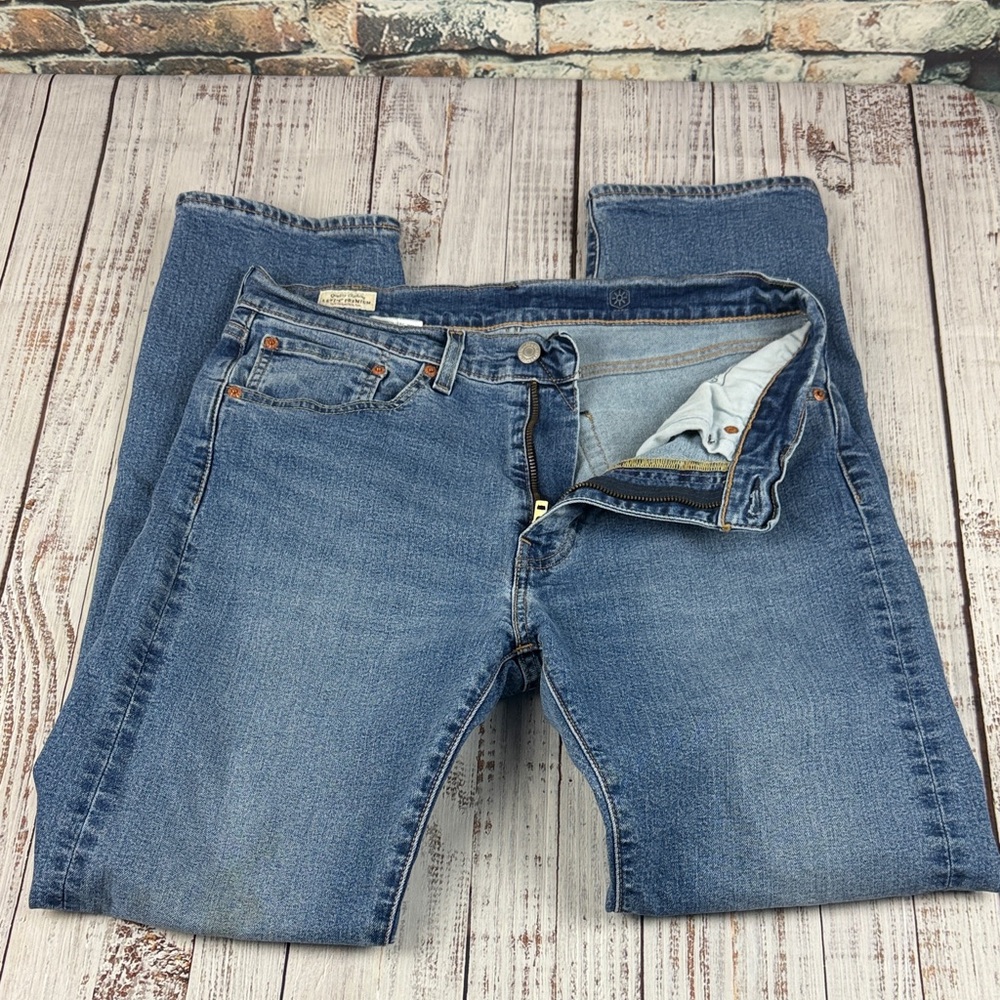 Levi's "505" premium Relaxed Fit Blue Jeans  size 32X32 - Picture 2 of 13